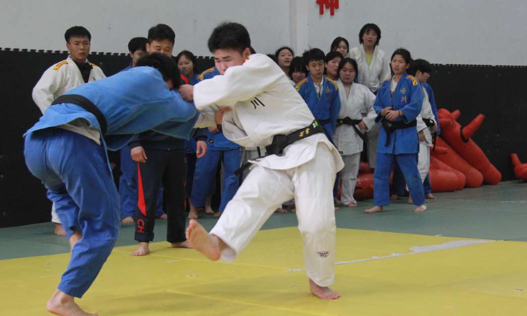 冲刺梦想！合川柔道队积极备战市七运会
