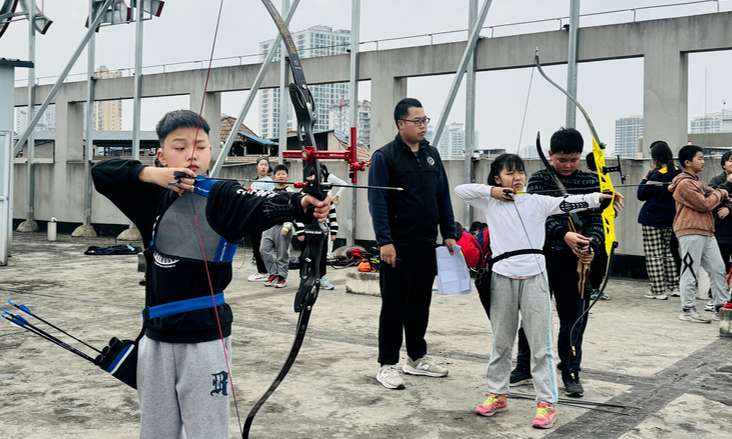 靓丽迎“七运”，看花果小学师生展文明风采